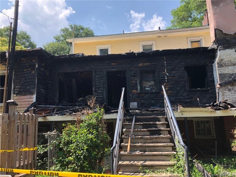 Property image 4 at 1227 S Belvedere Avenue, Gastonia, NC 28054