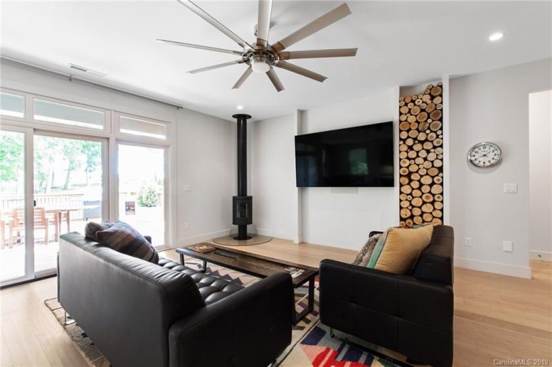 Property image 2 at 61 Bradshaw Lane, Candler, NC 28715