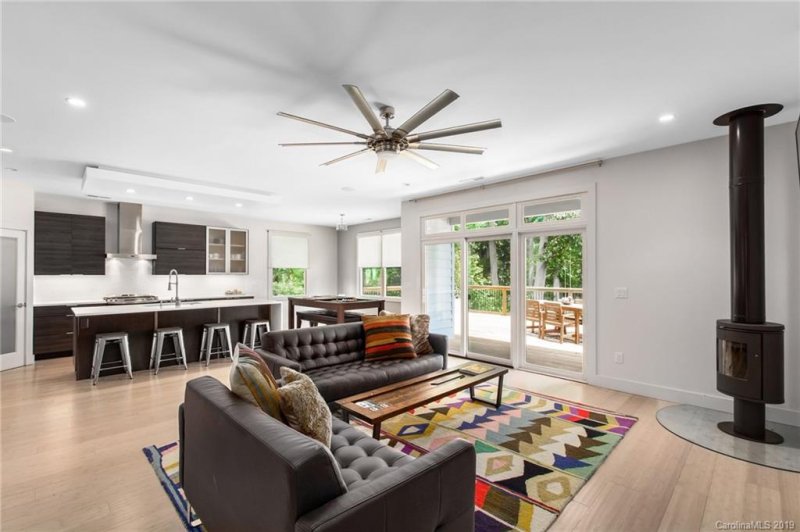 Property image 4 at 61 Bradshaw Lane, Candler, NC 28715