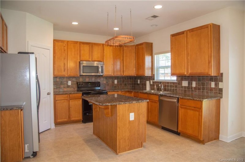 Property image 3 at 2727 Ireton Place, Kannapolis, NC 28083