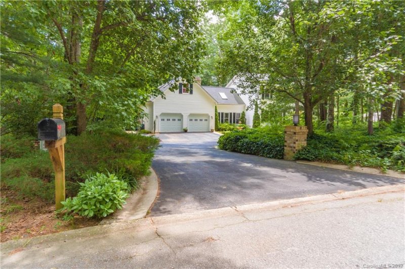 Property image 3 at 4 Tree Top Drive, Arden, NC 28704