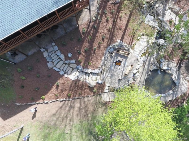 Property image 4 at 44 Crickhollow Lane, Waynesville, NC 28786