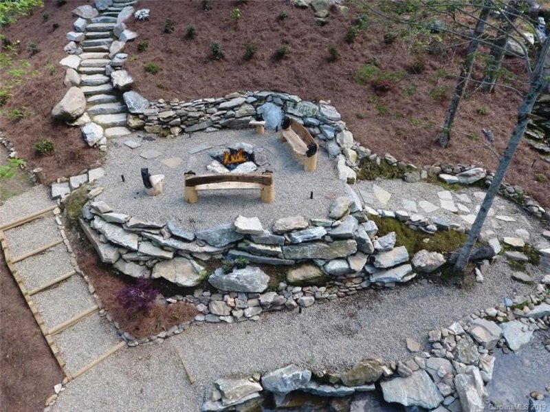 Property image 5 at 44 Crickhollow Lane, Waynesville, NC 28786