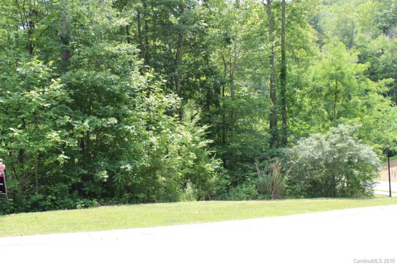 Property image 4 at 245 Mistletoe Trail, Hendersonville, NC 28791