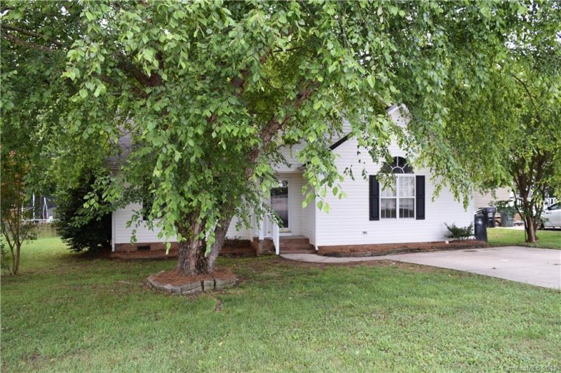 Property image 2 at 366 Wakemeadow Place, Concord, NC 28027