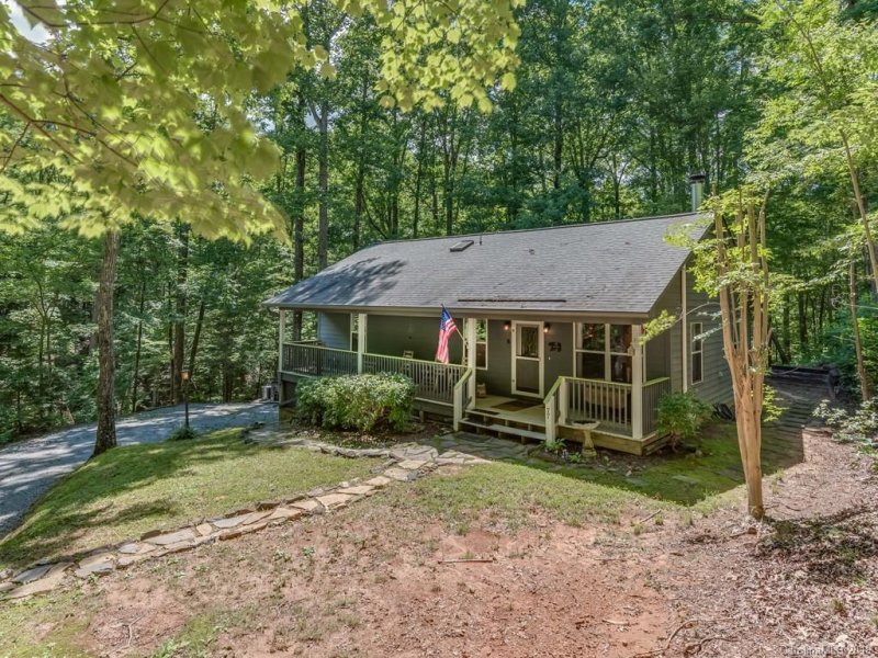 Property image 3 at 77 Bear Track Lane, Saluda, NC 28773