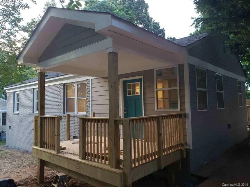 Property image 2 at 2117 Dalehurst Drive, Charlotte, NC 28205