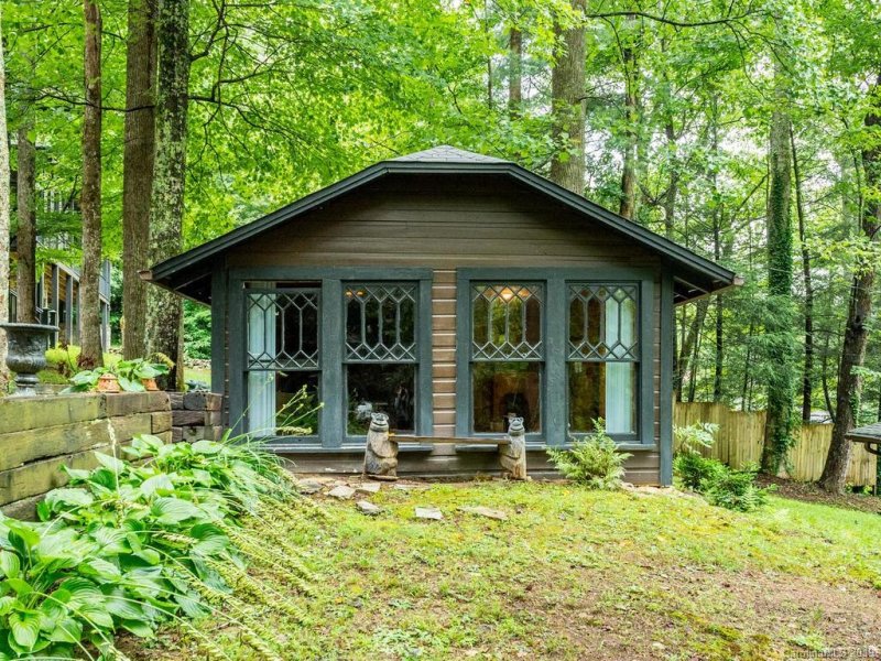 Property image 3 at 106 Chestnut Hill Road, Gerton, NC 28735