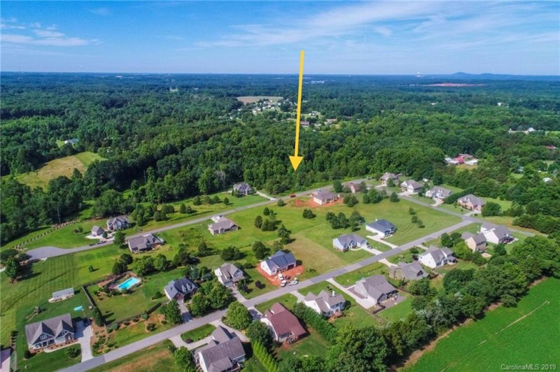 Property image 3 at 135 Sheep Path Drive, Mooresville, NC 28115