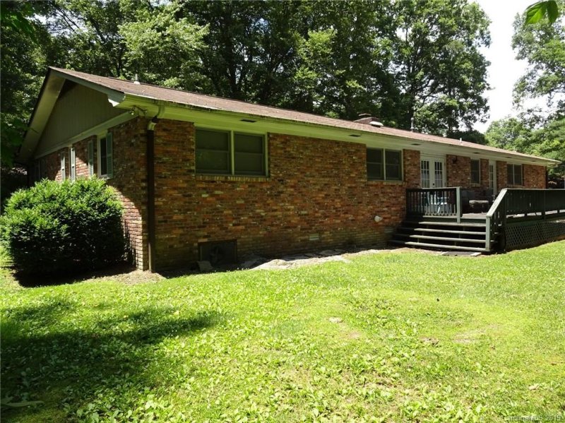 Property image 4 at 146 E Laurel Lane, Etowah, NC 28729