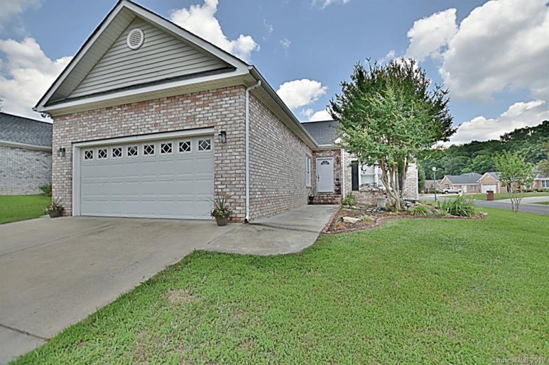 500 Scarboro Lane