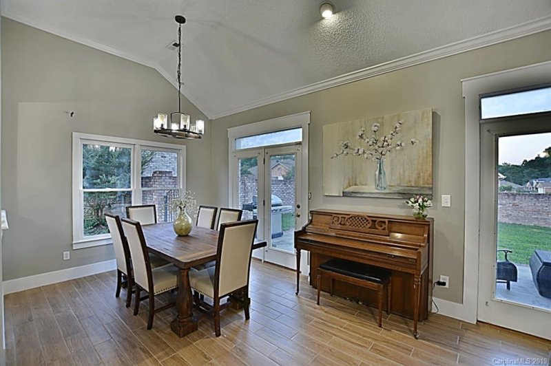 Property image 3 at 500 Scarboro Lane, Rock Hill, SC 29732