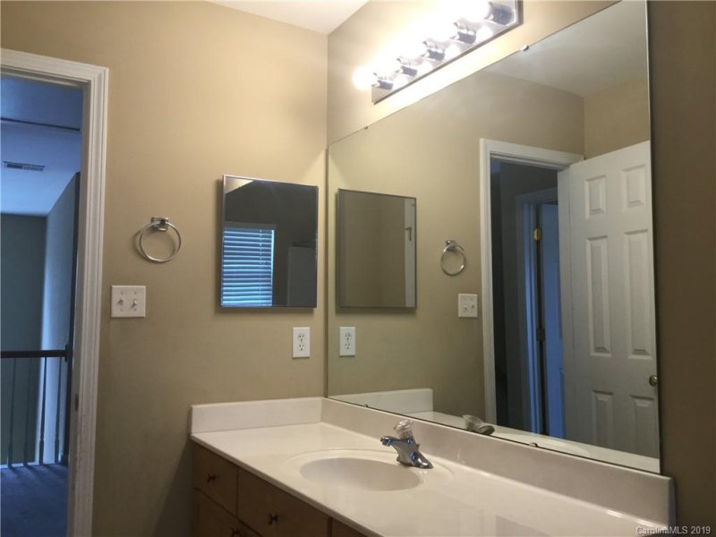 Property image 3 at 11227 Walland Lane, Charlotte, NC 28273