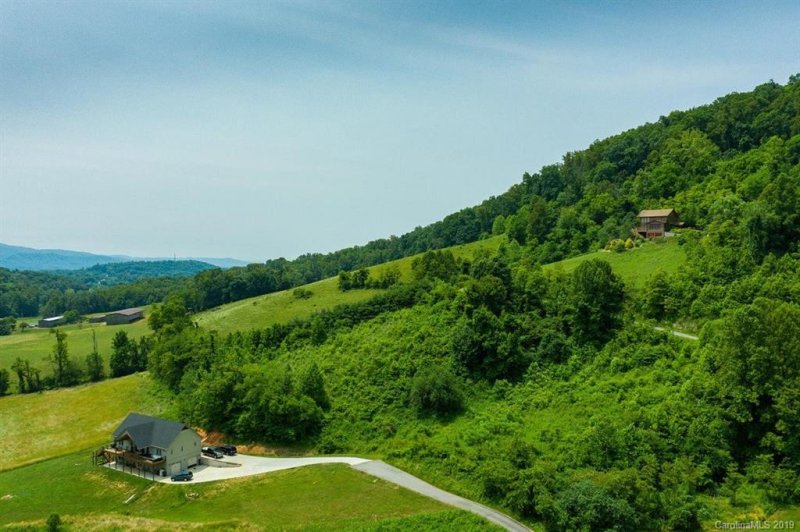 Property image 2 at 3 Serenity Mountain Lane, Mars Hill, NC 28754