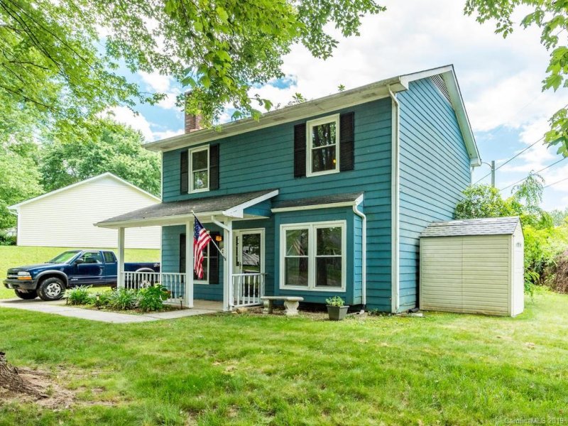 Property image 3 at 224 Scottlynn Drive, Asheville, NC 28806