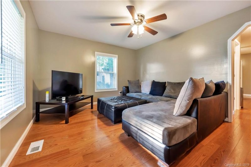 Property image 4 at 40 Eleventh Street, Belmont, NC 28012