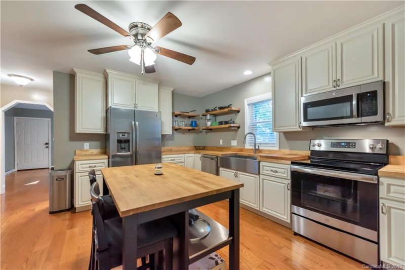 Property image 5 at 40 Eleventh Street, Belmont, NC 28012