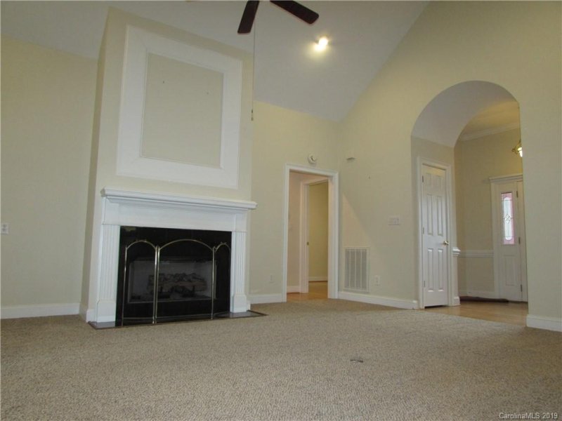 Property image 3 at 163 Turnberry Lane, Mooresville, NC 28117