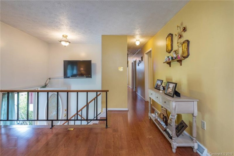 Property image 3 at 800 Laurel Avenue, Black Mountain, NC 28711