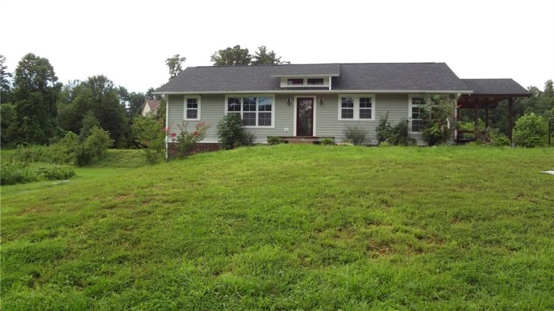 Property image 2 at 1258 Prince William Drive, Lenoir, NC 28645