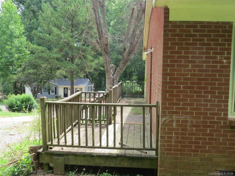 Property image 5 at 203 Valley Road, York, SC 29745