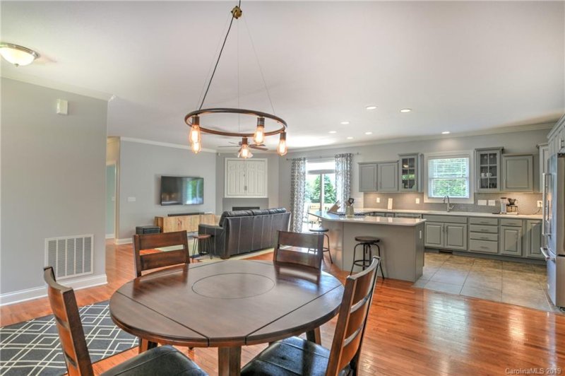 Property image 4 at 110 Yarrow Lane, Candler, NC 28715