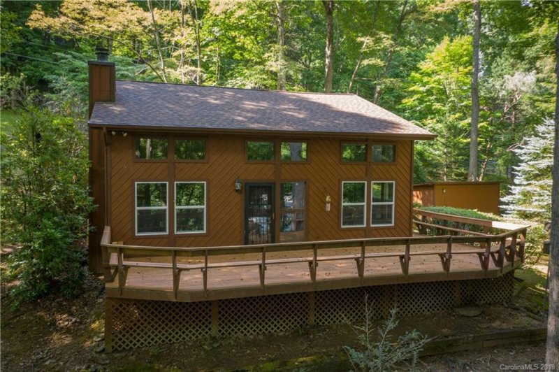 Property image 2 at 561 Summit Drive, Maggie Valley, NC 28751