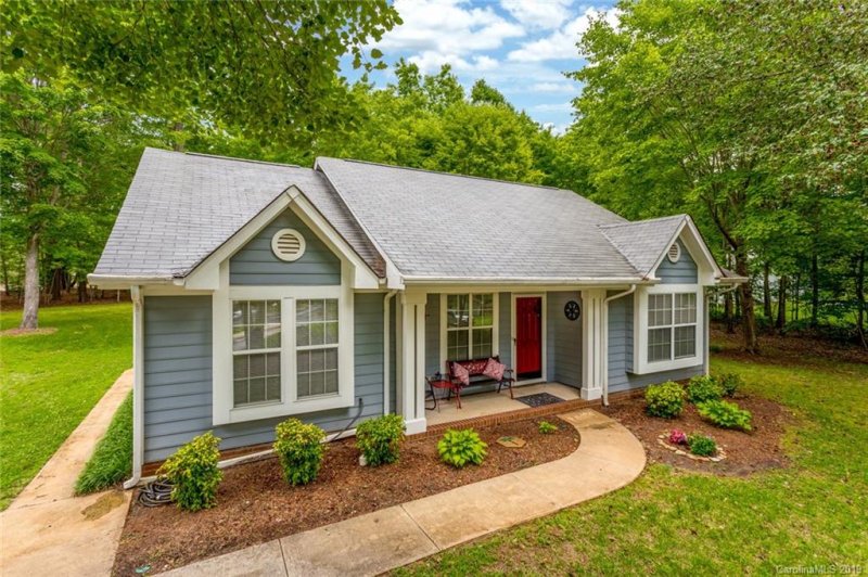 Property image 4 at 194 Valleybrook Drive, Denver, NC 28037