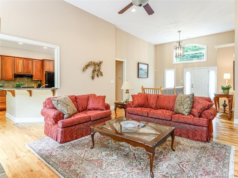 Property image 3 at 53 Gaston Mountain Road, Asheville, NC 28806