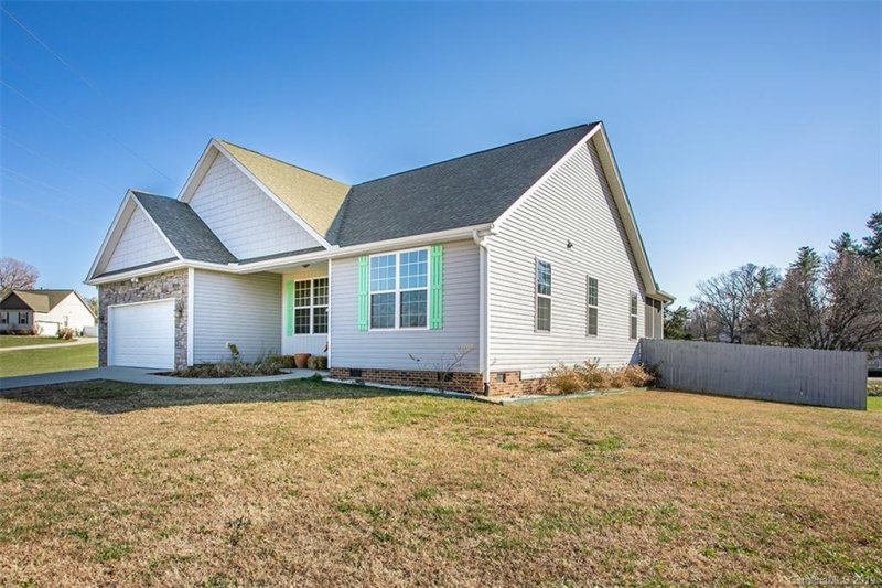 Property image 3 at 72 Beck Creek Circle, Flat Rock, NC 28731