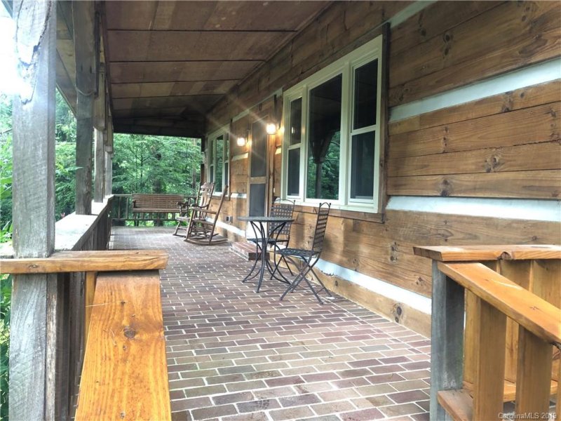 Property image 4 at 435 N Harper Drive, Hendersonville, NC 28791