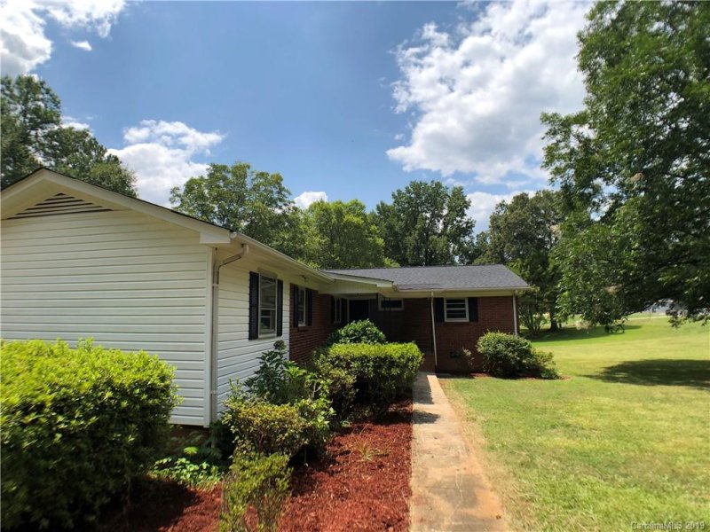 Property image 2 at 507 S Point Church Road, Belmont, NC 28012