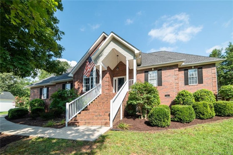 Property image 2 at 509 Peaceful Creek Drive, York, SC 29745