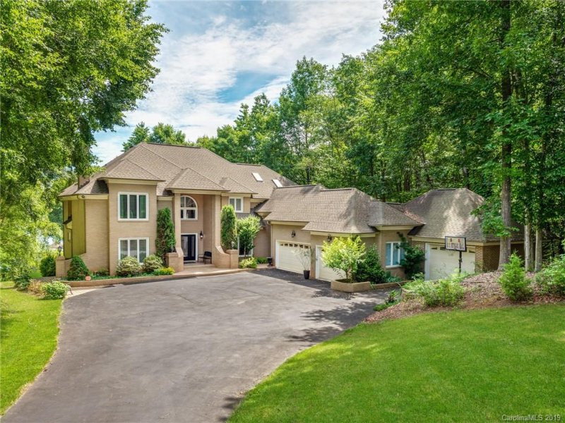 Property image 3 at 11900 Mountain Lake Cove, Charlotte, NC 28216