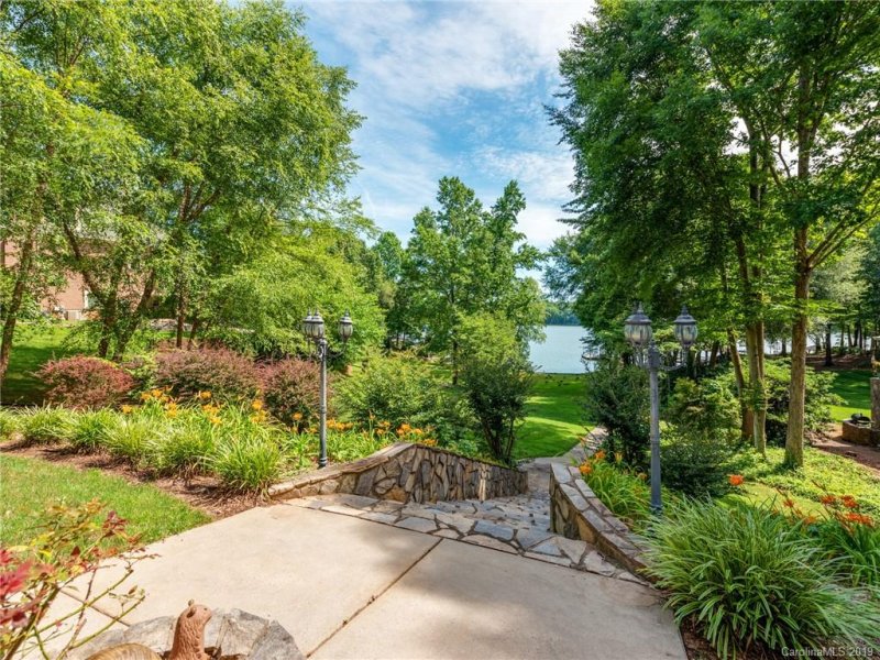 Property image 5 at 11900 Mountain Lake Cove, Charlotte, NC 28216