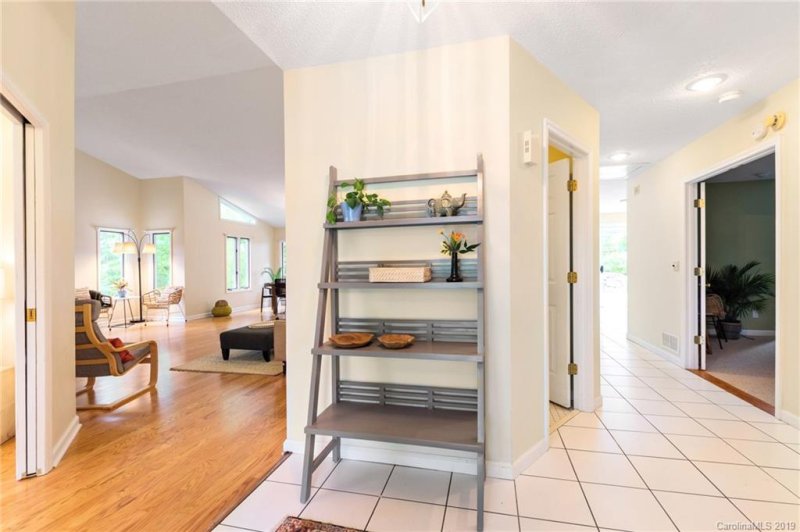 Property image 3 at 34 Hillcreek Drive, Asheville, NC 28804