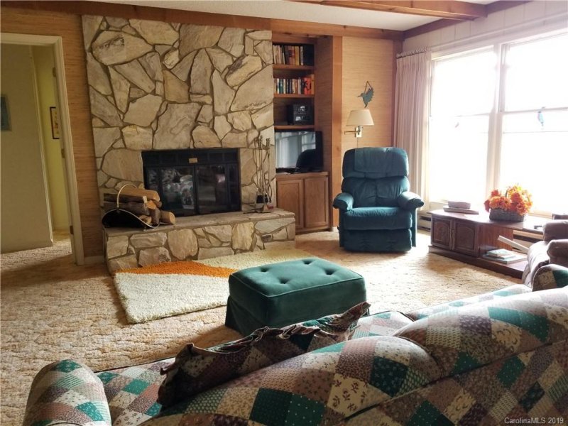 Property image 4 at 600 Mountain Glen Drive, Newland, NC 28657