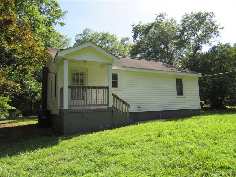 Property image 3 at 118 Church Street, High Shoals, NC 28077