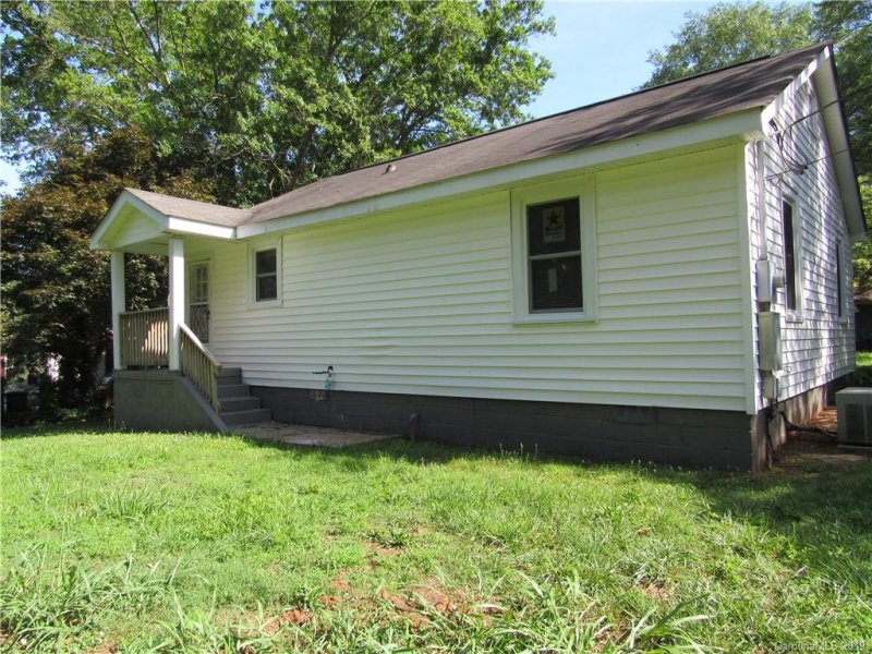 Property image 4 at 118 Church Street, High Shoals, NC 28077