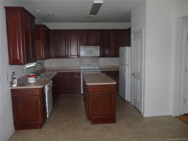 Property image 4 at 3311 Cole Mill Road, Charlotte, NC 28270