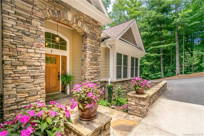 Property image 3 at 2 Wallington Court, Flat Rock, NC 28731