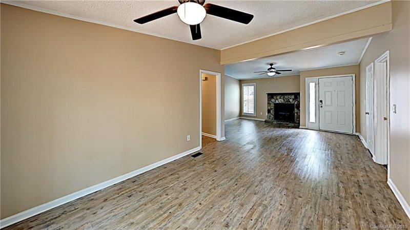 Property image 2 at 8220 Terra Linda Lane, Charlotte, NC 28215