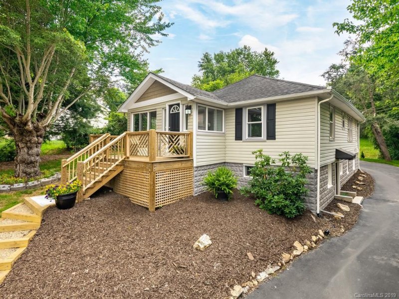 Property image 2 at 179 Shiloh Road, Asheville, NC 28803