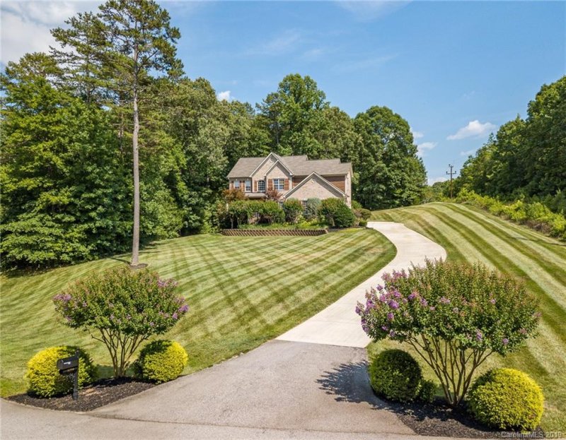 Property image 2 at 1054 Croyden Court, Fort Mill, SC 29715