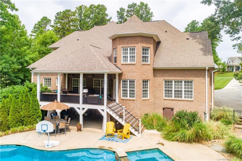 Property image 3 at 162 Waterbury Drive, Mooresville, NC 28117