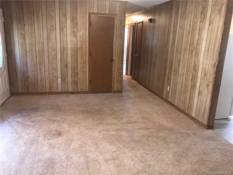 Property image 4 at 1309 6th Avenue, Conover, NC 28613