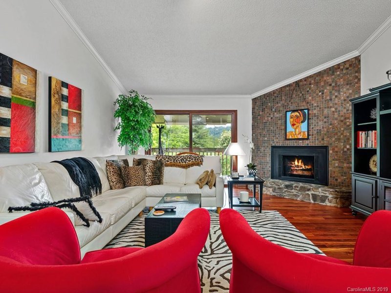 Property image 5 at 102 Timber Drive, Asheville, NC 28804