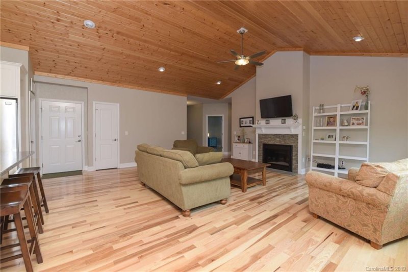 Property image 4 at 501 Stepping Stone Lane, Waynesville, NC 28786