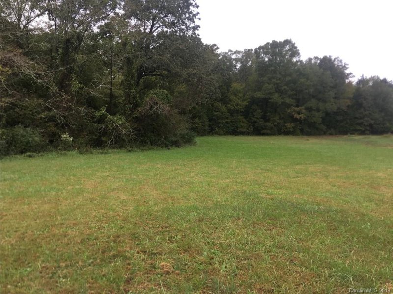 Property image 2 at 2826 Crane Road, Waxhaw, NC 28173