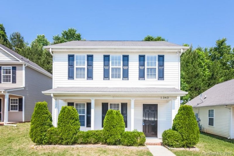Property image 2 at 1343 Braveheart Lane, Charlotte, NC 28216